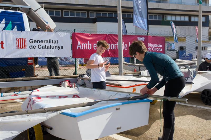 Getting the boats ready - photo © Adrià Morata