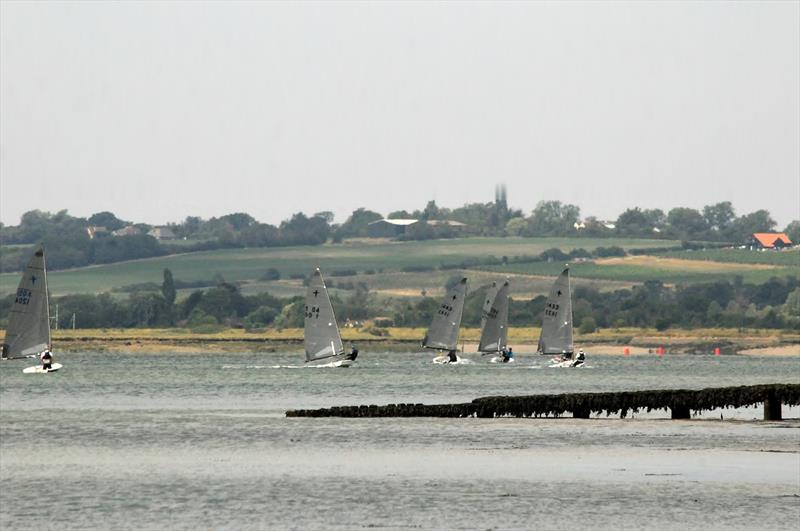 Phantom Eastern series at Creeksea - photo © Alan Shrimplin