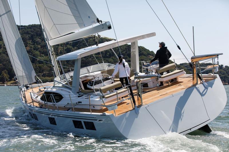 Hylas Yachts Partners With North Sails