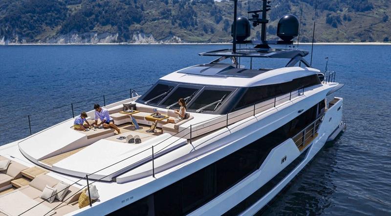 Custom Line 106 - photo © Ferretti Group