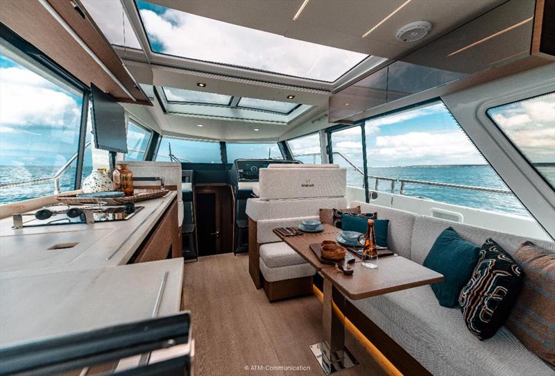 Wellcraft 435 - photo © Wellcraft