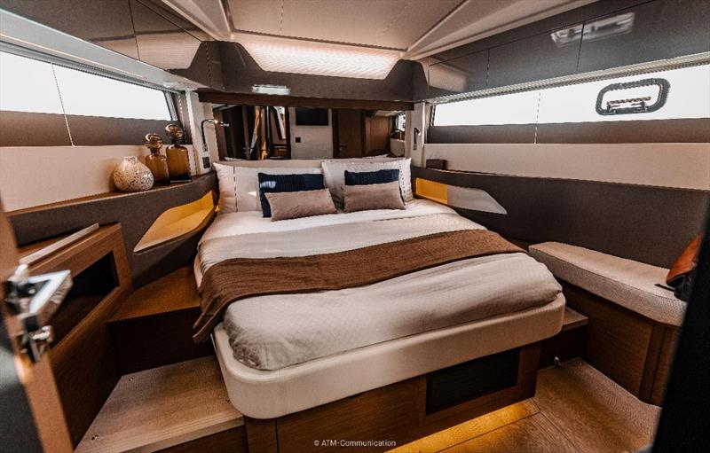 Wellcraft 435 - photo © Wellcraft