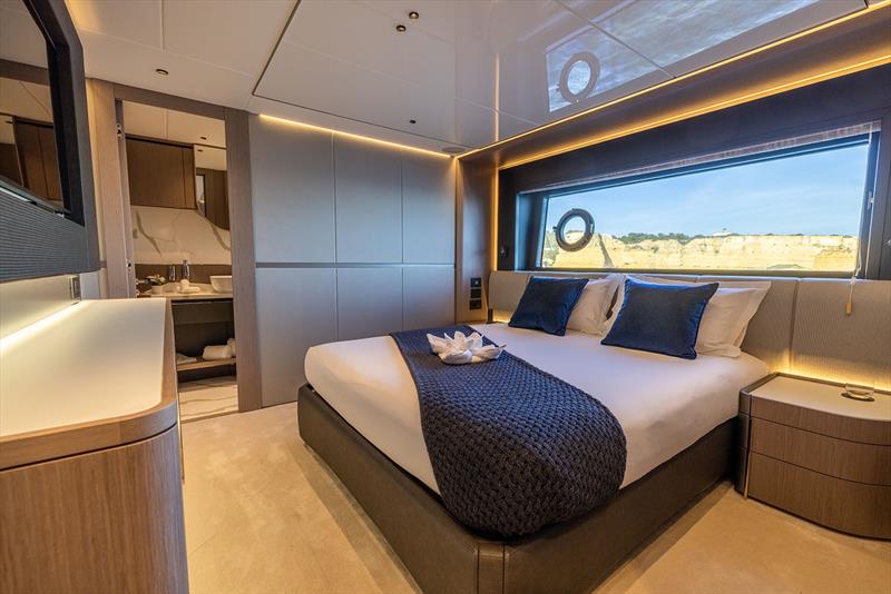 100 Yacht - photo © Sunseeker International