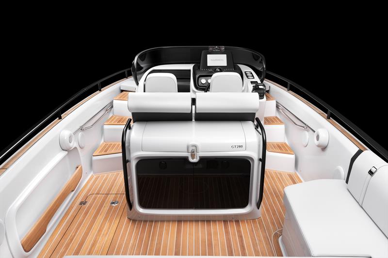 Invictus GT280 Carbon Look photo copyright Invictus Yacht taken at  and featuring the Power boat class