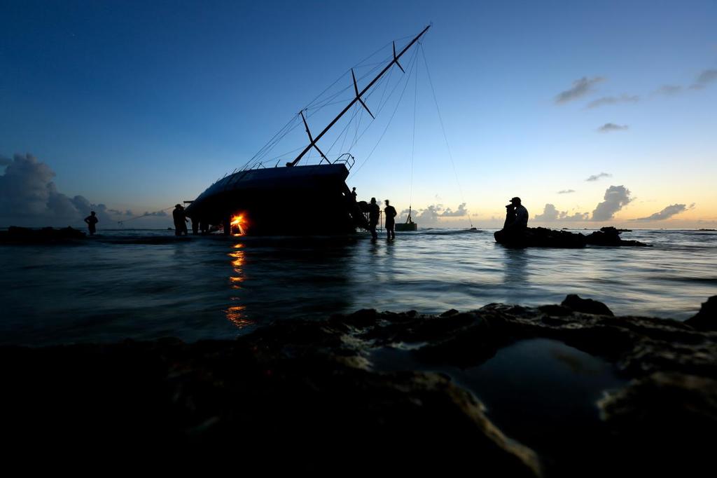 December 19, 2014. Team Vestas Wind salvage operation begins in St Brandon Island - Mauritius. © Shane Smart/Volvo Ocean Race http://www.volvooceanrace.com