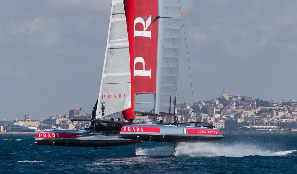 Team Luna Rossa AC45 training in Cagliari, Italy © Carlo Borlenghi/Luna Rossa http://www.lunarossachallenge.com