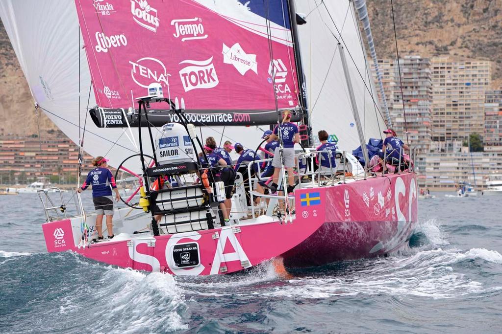 Team SCA in Alicante during Leg 1 of the Volvo Ocean Race © Rick Tomlinson / Team SCA