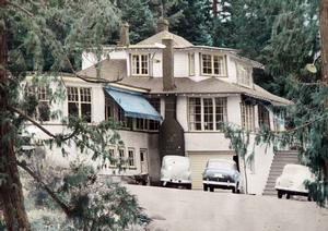 Historic Brentwod Inn - Brentwood Bay & Tod Inlet photo copyright Laurence Yeadon-Jones taken at  and featuring the  class