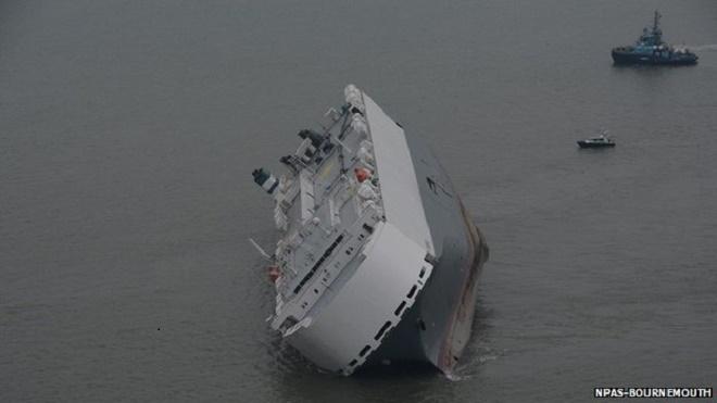The ship ran aground 50 minutes after setting sail from Southampton - Hoegh Osaka ran aground. © NPAS-Bournemouth