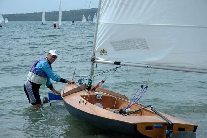 Top coach, Grant Beck in his Zephyr, Wakatere Opening Day 2008 © Christine Hansen