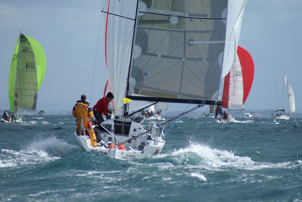 Start 2009 HSBC Coastal Classic © Richard Gladwell www.photosport.co.nz