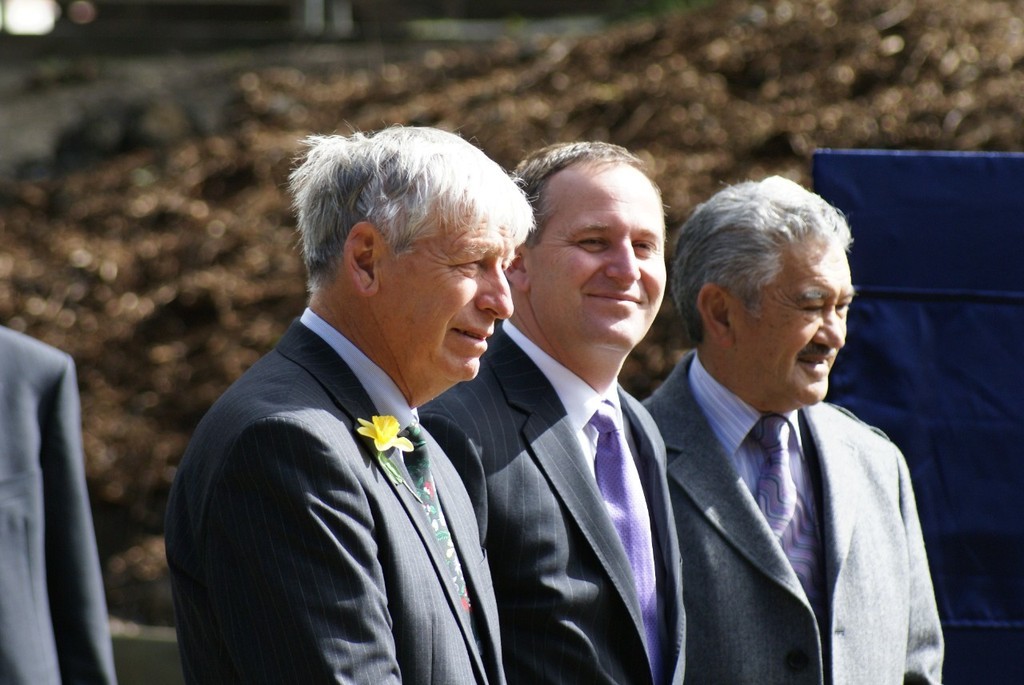 Ralph Roberts and the Prime Minister John Key - photo © Richard Gladwell www.photosport.co.nz