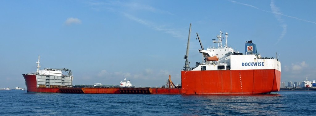 We saw two Dockwise transports - wish we could have hitched a ride © Ley and Neil Langford