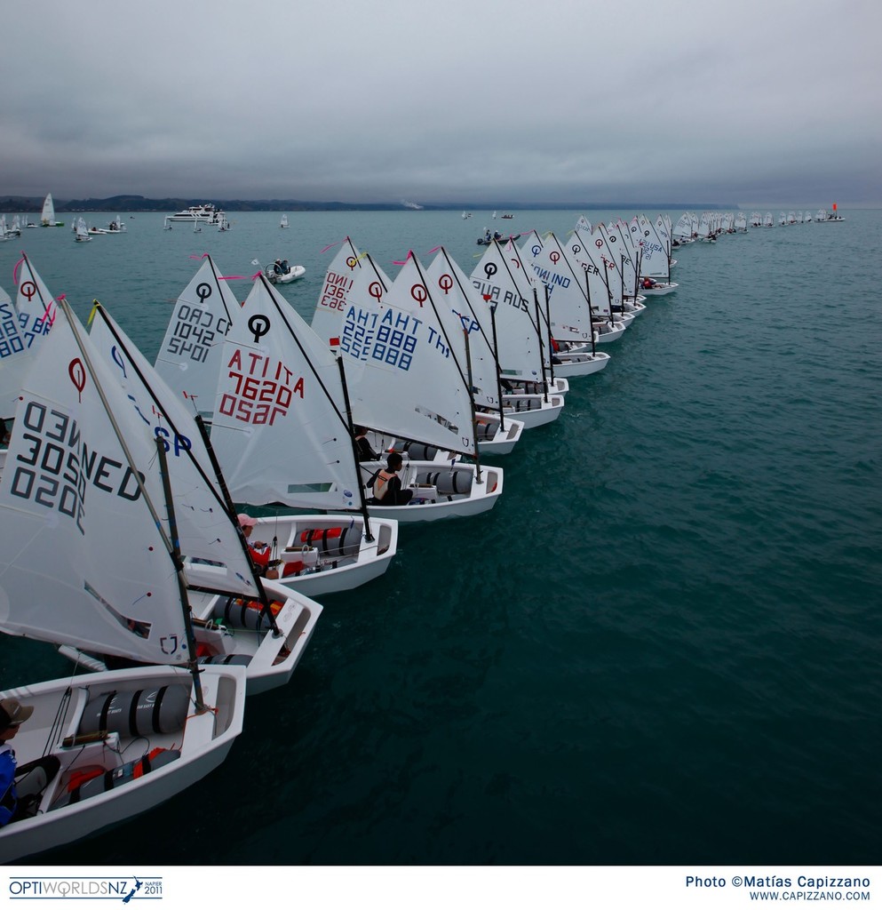 Start line, 2011 Optimist Worlds, Day 1 © Matías Capizzano/Optiworlds http://www.capizzano.com/