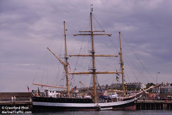 TS Pelican of London - to act as support vessel ©  SW