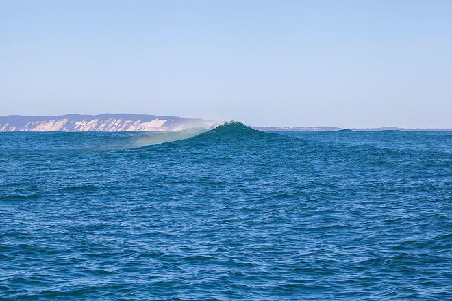 Even in pretty benign conditions, a bar can produce lovely standing waves ©  John Curnow