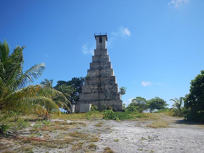 Old unfinished Lighthouse © Andrew and Clare Payne