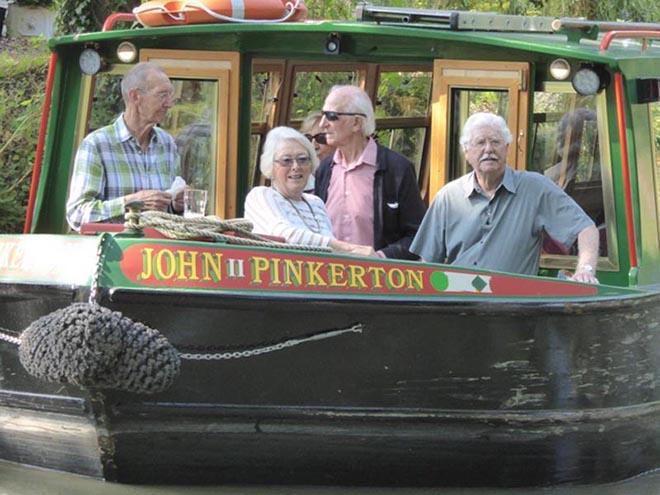 Awayday on the Basingstoke Canal © Maggie Widdop