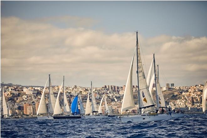 A spectacular sight as the ARC fleet sets off for Saint Lucia &copy; James Mitchell / WCC