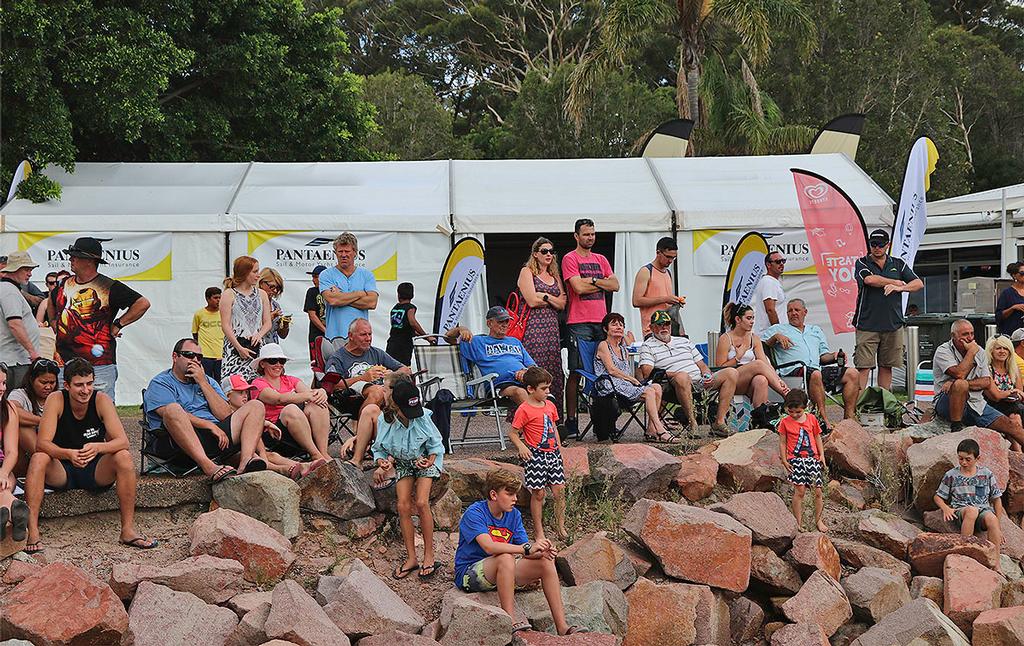 At the Pantaenius NSWGFA Interclub, the crowd always builds just after dinner to see the range of creatures and applaud the anglers. - 2017 NSWGFA Interclub sponsored by Pantaenius ©  John Curnow