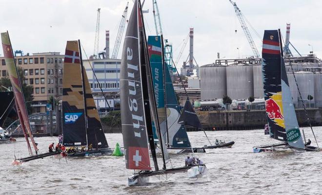 Act 4, Hamburg 2016 – Day 3 – The Extreme Sailing Series™ returns to the prestigious German venue for the third consecutive year, presented by Land Rover © Lloyd Images http://lloydimagesgallery.photoshelter.com/