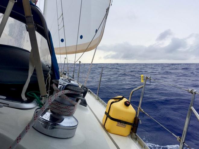 Cruising through French Polynesia Islands © SV Te Mana