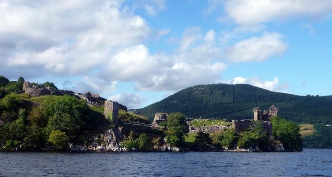 Urqhart Castle. Loch Ness. © SV Taipan