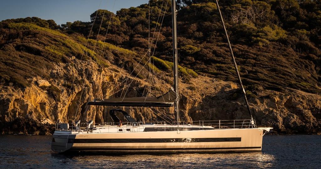 Beneteau Oceanis Yacht 62 © Nicolas Claris