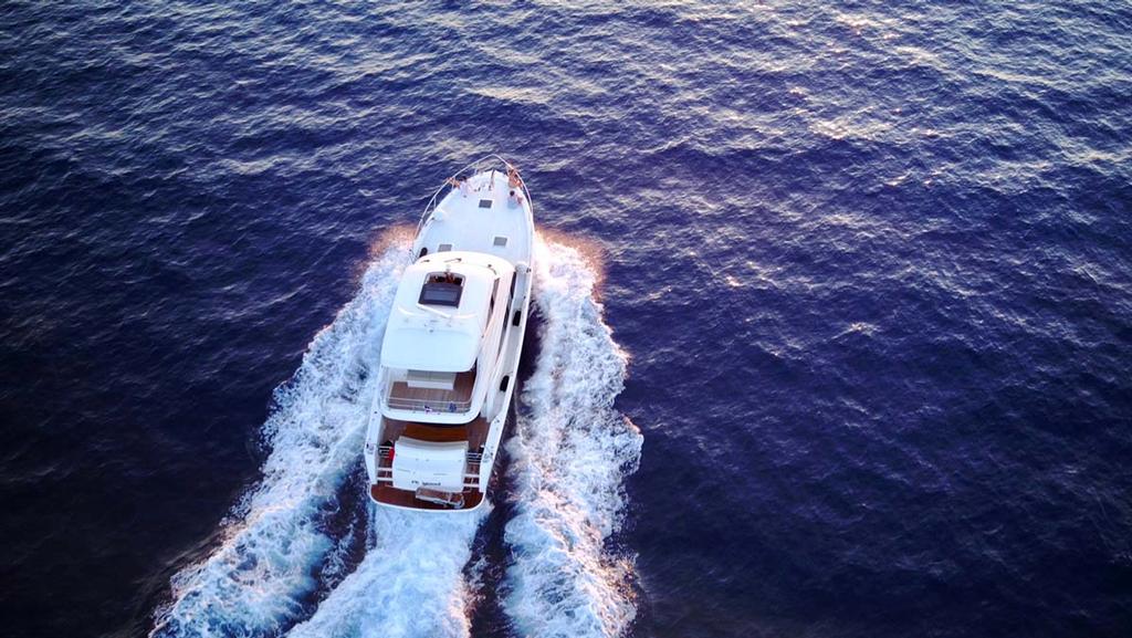 Philippe and R’egine Jacquet enjoying their new Maritimo with family and friends on the French Riviera. © Promedia