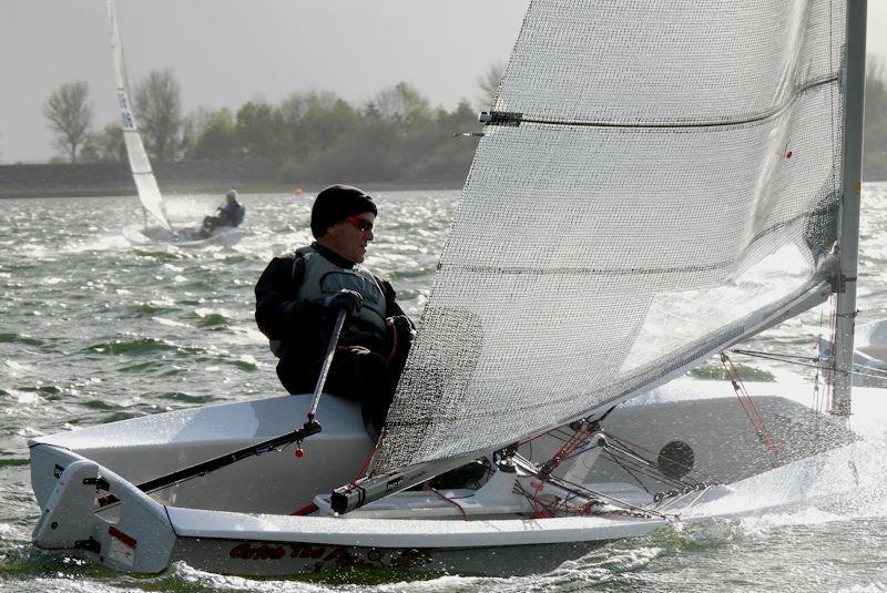 Peter Warne feathering upwind - Gill Solo Inland Championship at Draycote - photo © William Loy