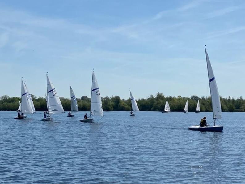 Ian Gore leads the fleet during the Streaker Midland and East Anglian Series Open at Hunts Sailing Club photo copyright Steve Bishop and Simon Maskell taken at Hunts Sailing Club and featuring the Streaker class