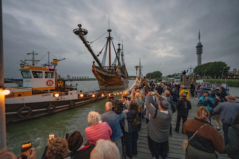 Batavia in Amsterdam - Damen Shiprepair Amsterdam - photo © Ovv van Aalst Fotografie
