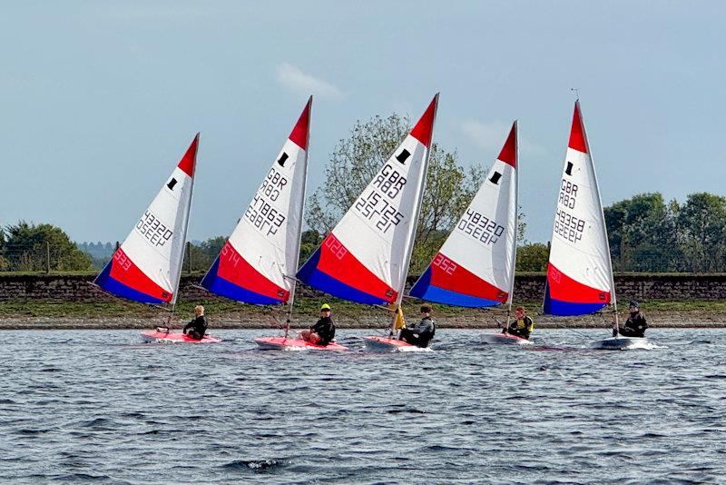 (L-R) Durrant, Taylor, Chapman, Whitfield, Hadley commence a run - South East Topper series at Island Barn for the Tom Howard Trophy - photo © Chloe Tollit