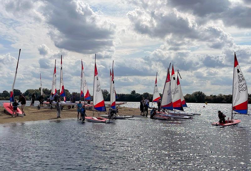 ITCA (GBR) Eastern Region Topper Traveller at Hunts photo copyright Sally Woolstenholmes taken at Hunts Sailing Club and featuring the Topper class