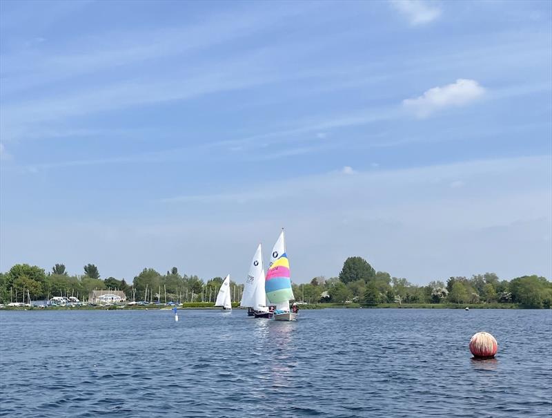 W1004 leading lap 2 in race 2 on the downwind leg, with W1795 and W1800 close behind during the Cotswold Wanderer Open - photo © Hannah Brooks