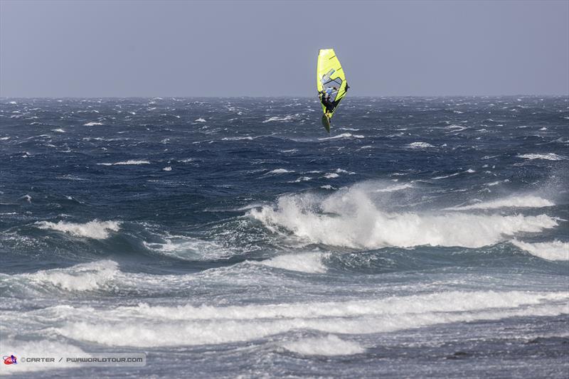 Marcilio Browne forces a Super Final on day 2 of the Gran Canaria Gloria Windsurf World Cup - photo © John Carter